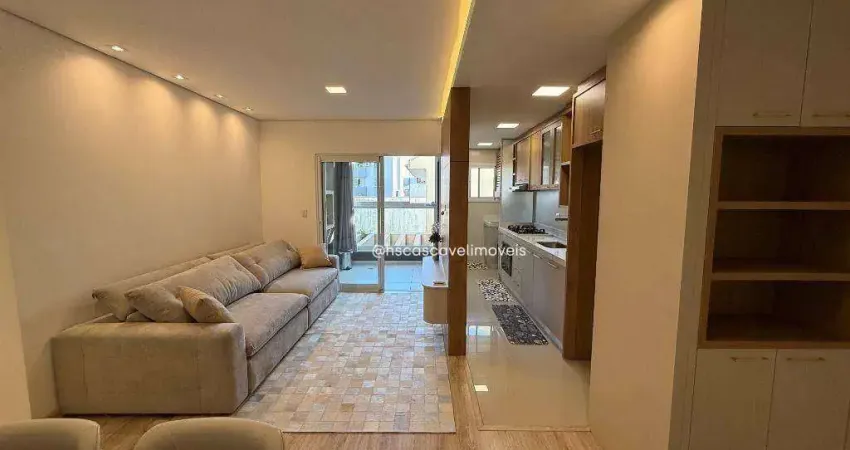 Apartamento mobiliado no bairro Maria Luiza com 2 vagas de garagem lado a lado.