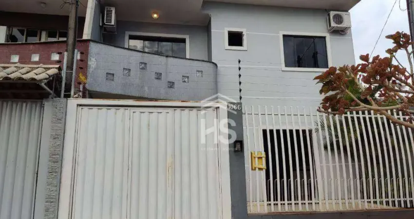 Sobrado com 3 dormitórios à venda, 242 m² por R$ 600.000,00 - Alto Alegre - Cascavel/PR