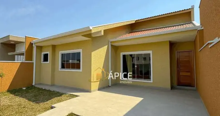 Casa nova com 3 quartos e quintal amplo no bairro Eucaliptos, Fazenda Rio Grande