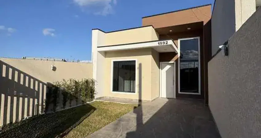 Casa com suíte e espaço gourmet no bairro Gralha Azul em Fazenda Rio Grande