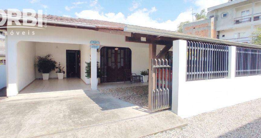 Casa com 3 dormitórios à venda, 192 m² por R$ 800.000,00 - Coloninha - Gaspar/SC