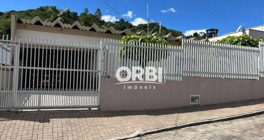 Casa com 3 quartos à venda no Progresso, Blumenau 