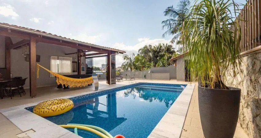 Casa com 4 dormitórios à venda, 551 m² por R$ 1.790.000,00 - Escola Agrícola - Blumenau/SC