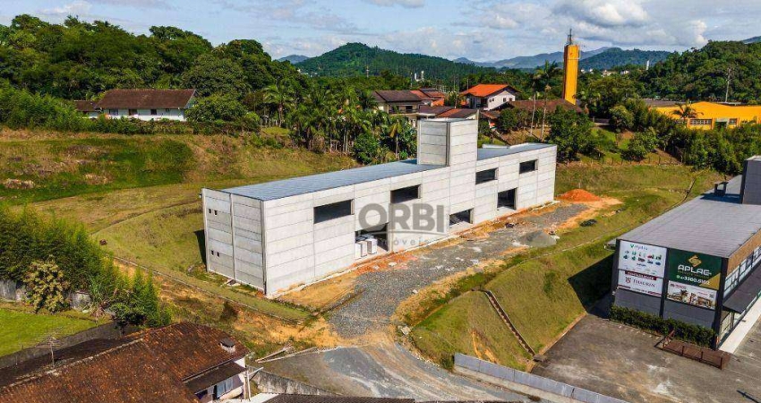 Galpão para alugar, 230 m² por R$ 6.760/mês - Salto - Blumenau/SC