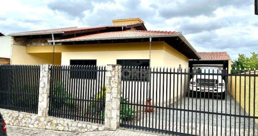 Casa com 3 dormitórios à venda, 201 m² por R$ 850.000,00 - Passo Manso - Blumenau/SC