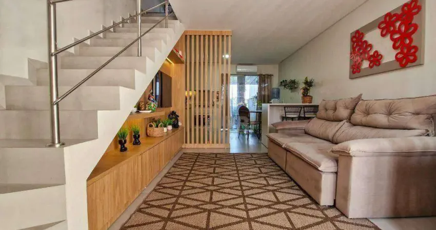 Sobrado com 3 dormitórios à venda, 101 m² por R$ 590.000,00 - Fortaleza Alta - Blumenau/SC