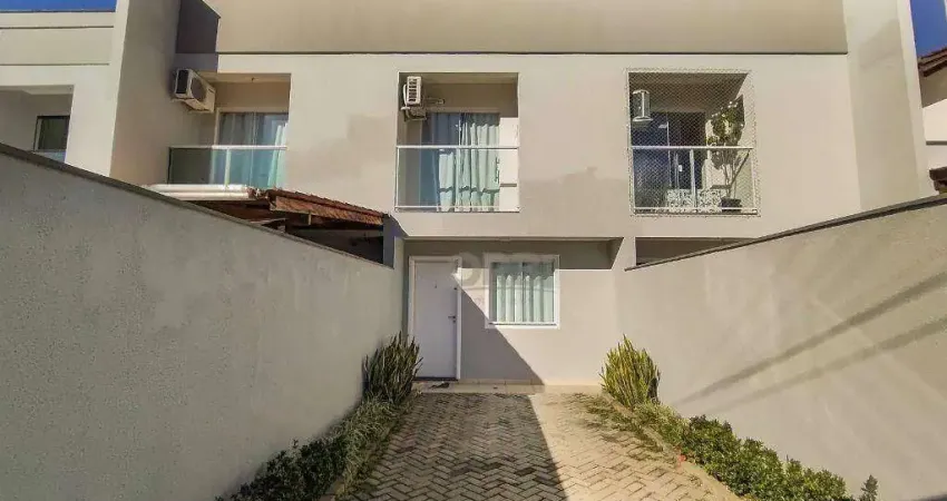 Sobrado com 2 dormitórios para alugar, 94 m² por R$ 3.060,62/mês - Escola Agrícola - Blumenau/SC