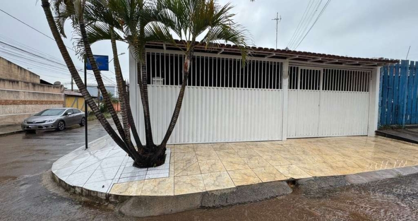 Casa para Venda em RA XII Samambaia, Samambaia Norte (Samambaia), 3 dormitórios, 1 banheiro, 4 vagas