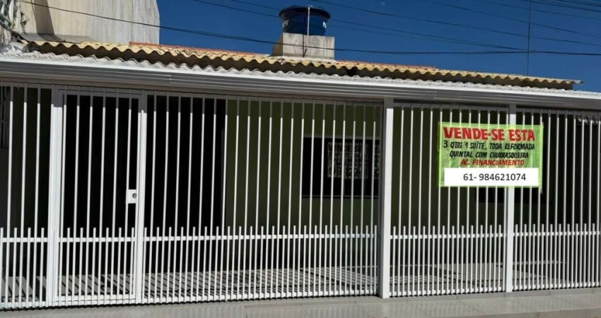 Casa para Venda em Brasília, Ceilândia Sul (Ceilândia), 3 dormitórios, 1 suíte, 3 banheiros, 2 vagas