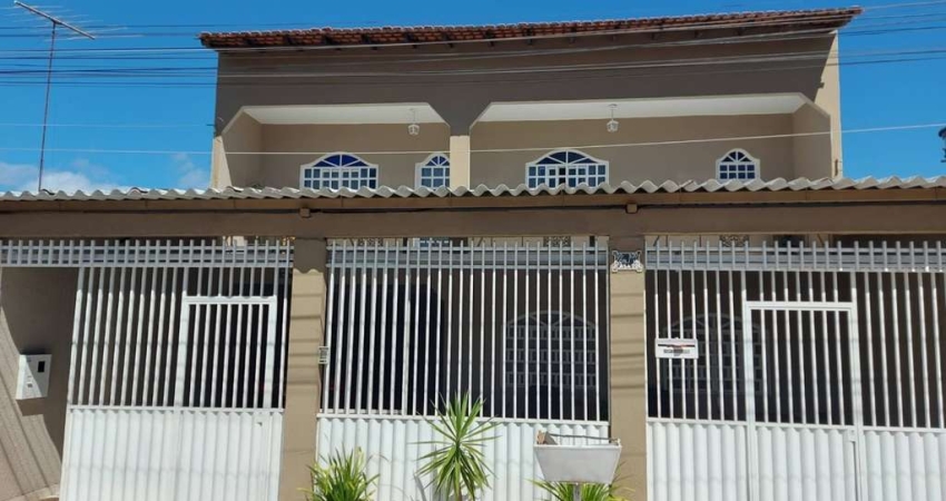 Sobrado para Venda em Brasília, Recanto das Emas, 4 dormitórios, 2 suítes, 4 banheiros, 3 vagas