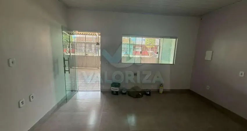 Casa para Venda em Brasília, Ceilândia Sul (Ceilândia), 3 dormitórios, 1 suíte, 2 banheiros, 3 vagas