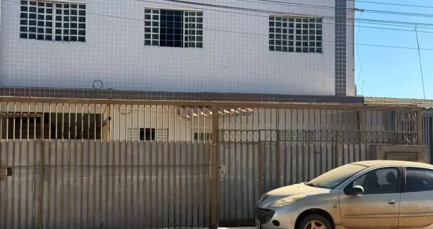 Casa Comercial para Venda em Brasília, Ceilândia Sul (Ceilândia), 7 dormitórios, 2 suítes, 4 banheiros, 1 vaga