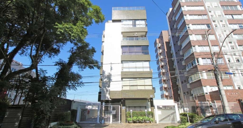 Apartamento de 3 dormitórios, suíte e 2 vagas de garagem no bairro Petrópolis em Porto Alegre