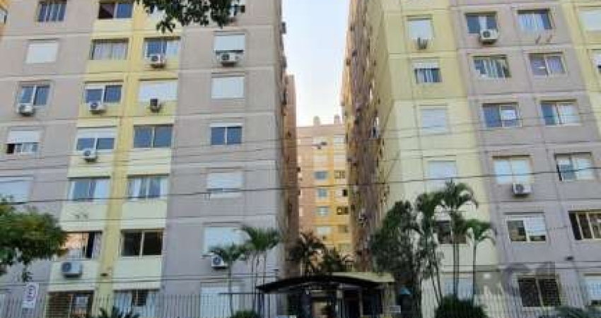 Apartamento com 2 dormitórios, muito bem localizado, próximo a todos os recursos, frente ao Instituto de Cardiologia.