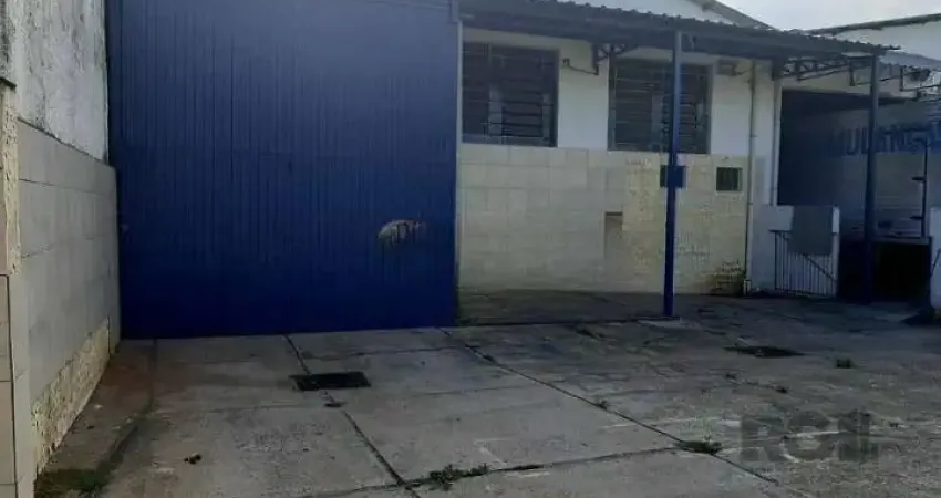 vende, ótimo Pavilhão no Bairro Estância Velha em Canoas, localizado próximo à Boqueirão, medindo 210 m², com escritório, 02 banheiros e pé direto alto. Telhado revestido com Manta asfaltica. Pátio fe