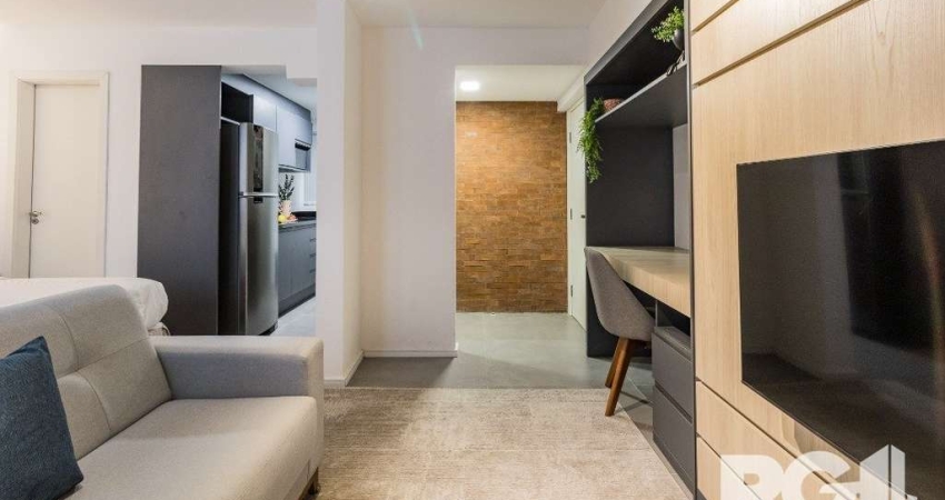 Imóvel em excelente localização no Centro de Porto Alegre, sendo uma opção ideal de moradia ou para investimento. Um novo conceito de viver. Diversos espaços compartilhados, como co-working, meet and 
