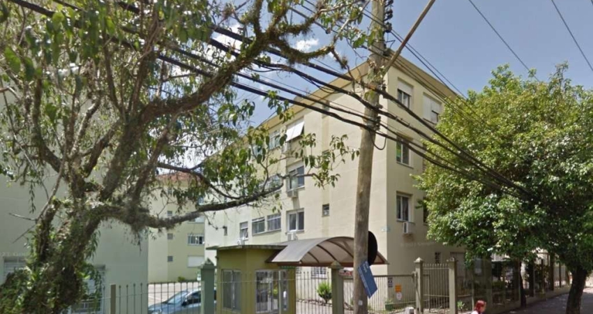 Vende-se apartamento 2 dormitórios, banho social, living em dois ambientes, copa e cozinha, área de serviço separada, vaga rotativa, portaria 24h, zeladoria, playground e recanto com bancos.&lt;BR&gt;