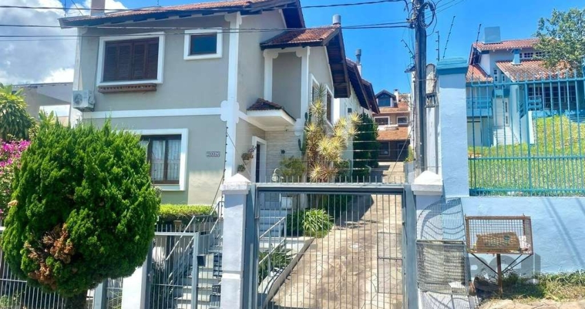 Casa em condomínio fechado com 3 quartos à venda na Rua Padre João Batista Reus, 2083, Vila Conceição, Porto Alegre