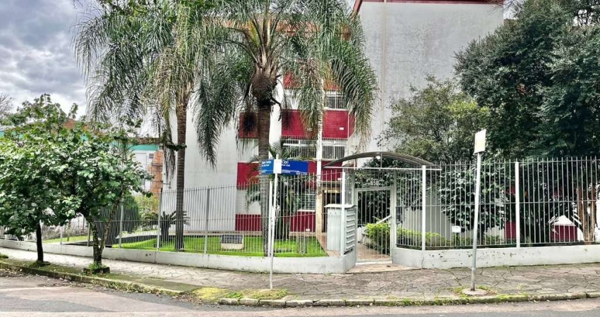 Vende Apto JK, com 32 m2, sala/dormitório, cozinha e banheiro.&lt;BR&gt;Boa posição solar e bem ventilado, podendo até dividir a sala/dormitório.&lt;BR&gt;Aceita financiamento e FGTS &lt;BR&gt;Próximo