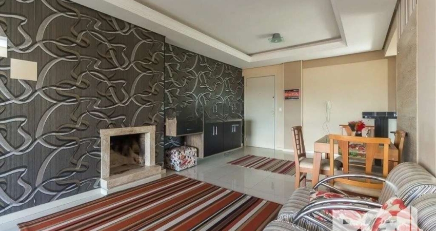Este apartamento mobiliado de 2 quartos, sendo uma suíte com closet e ar-condicionado, oferece 87m² de área privativa. O living, dividido em dois ambientes, é equipado com móveis, TV, lareira e ar-con