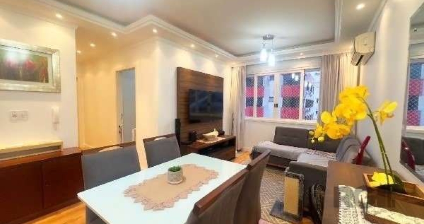 APARTAMENTO  COM 3 DORMITÓRIOS COM SUITE, 2 VAGAS- JARDIM BOTANICO-POA/RS com elevador &lt;BR&gt;Apartamento com três dormitórios, uma suíte, cozinha americana com churrasqueira, ,lavanderia separada,