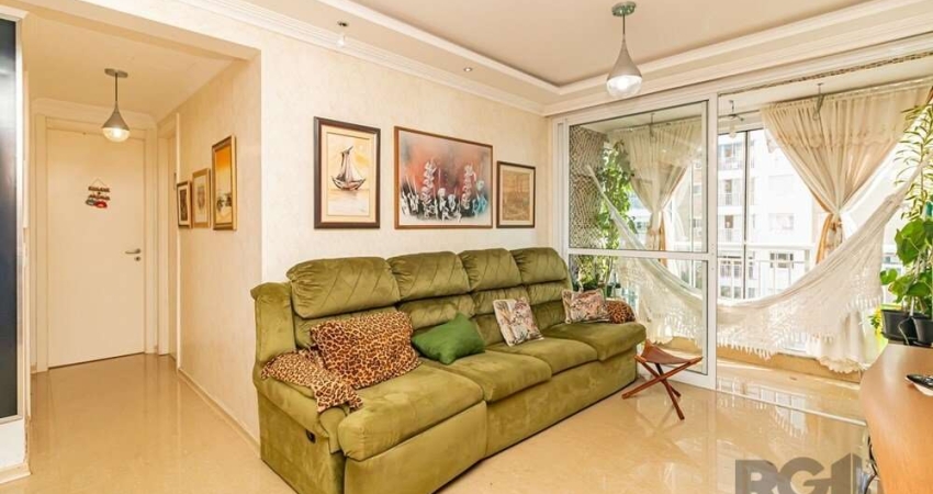 Apartamento com 3 quartos à venda na Beco Andaraí, 675, Passo da Areia, Porto Alegre