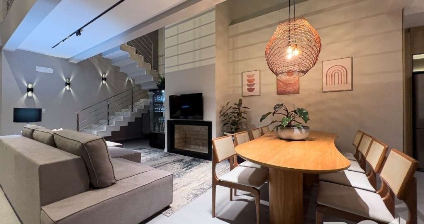 Casa com 4 Suítes ( Sendo 2 térreas ), finamente mobiliada e decorada, no Centro Capão da Canoa&lt;BR&gt;&lt;BR&gt;Esplendida casa com 4 Suítes ( Sendo 2 térreas ), finamente mobiliada e decorada, com
