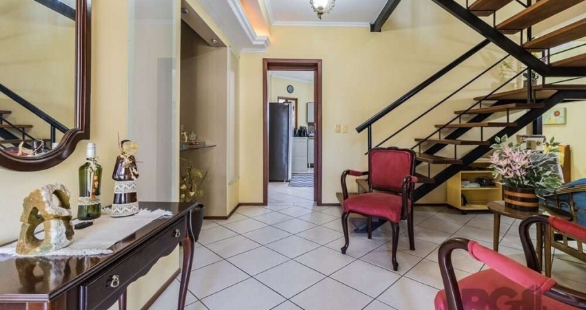 Seu novo lar te espera ? Espetacular Sobrado com 395m², 4 suítes, área gourmet com sacada e acesso ao pátio, perfeito para quem busca espaço e conforto. São 4 suítes com sacada amplas e espaçosas plan