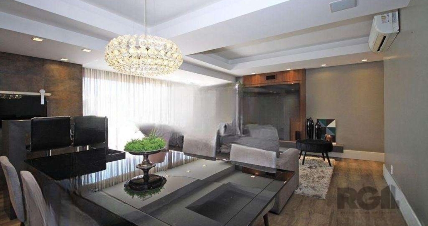 Apartamento semi mobiliado à venda no Bairro Jardim Europa, com 03 suítes, sendo 01 máster,  living espaçoso com 02 ambientes, lareira, e uma sacada com churrasqueira, 2 vagas.  Possui lavabo, banheir