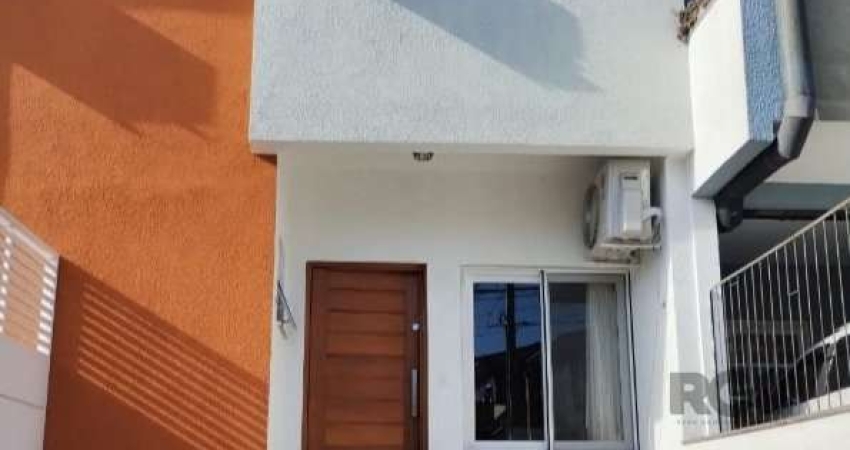 Casa para Venda - 178.4m², 3 dormitórios, sendo 1 suites, 2 vagas - Hípica