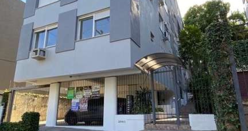 Muito bom apartamento de frente com 72m², reformado, 2 dorm, living, cozinha americana que deu uma boa amplitude no living. área de serviço com esperas para aquecedor de passagem e maquina de lavar ro