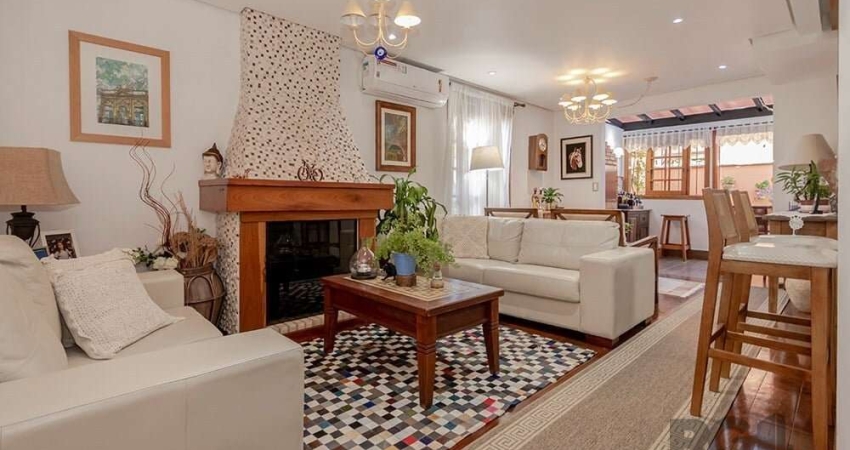 Imagine acordar em uma casa de condomínio impecável, onde o charme da Tristeza encontra a tranquilidade da Vila Assunção. Este lar dos sonhos oferece uma oportunidade única de vivenciar o melhor de do