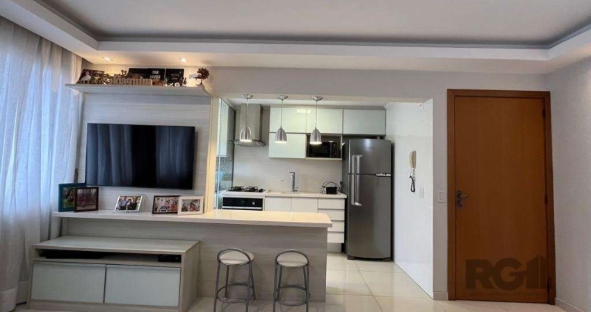 Excelente apartamento de 2 dormitórios no Condomínio Urbano Ipiranga, andar baixo, com 55m² privativos, 1 vaga. Possui sala para 2 ambientes, 2 dormitórios, banheiro com box de vidro, cozinha american