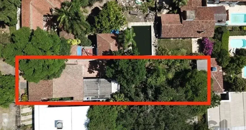 Excelente Terreno Rua Jataí, 747 - Barra Shopping Sul, Big Cristal e Hipódromo Terreno com 605 m² Dimensões: 11x55 Ponto privilegiado no bairro Cristal, Para investidores ou construção nova. O terreno