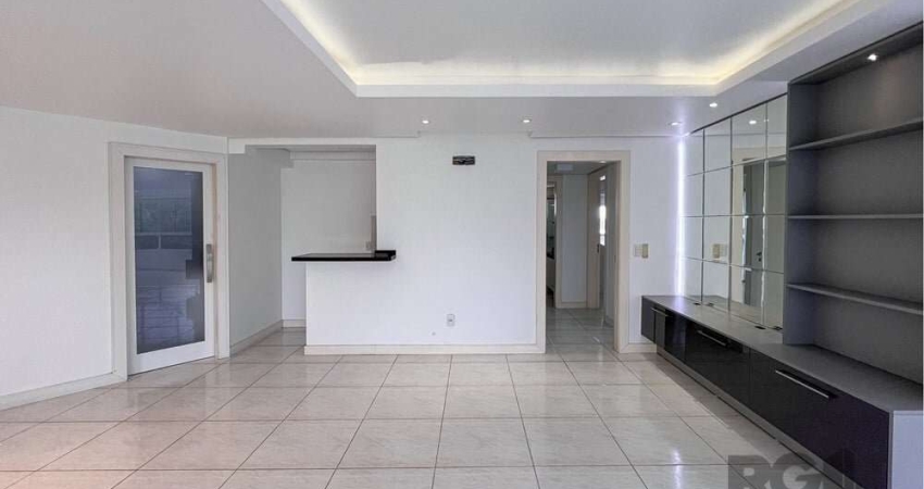 Descubra o equilíbrio perfeito entre conforto, sofisticação e localização privilegiada neste incrível apartamento de 146m², situado no coração de Canoas. Localizado no sexto andar, este imóvel encanta