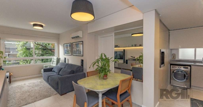 Oportunidade única no bairro Auxiliadora, um apartamento de 2 dormitórios, sendo 1 suíte com 68,46m² de área privativa, perfeito para quem busca conforto, praticidade e qualidade de vida.&lt;BR&gt;&lt