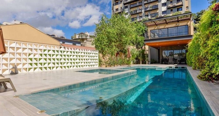 Apartamento à venda, 103m², 3 dormitórios, bairro Tristeza, Porto Alegre RS. Viva o Conforto e a Tranquilidade no Condomínio Villa Arbo. Características do Imóvel: 3 dormitórios transformados em 2 par