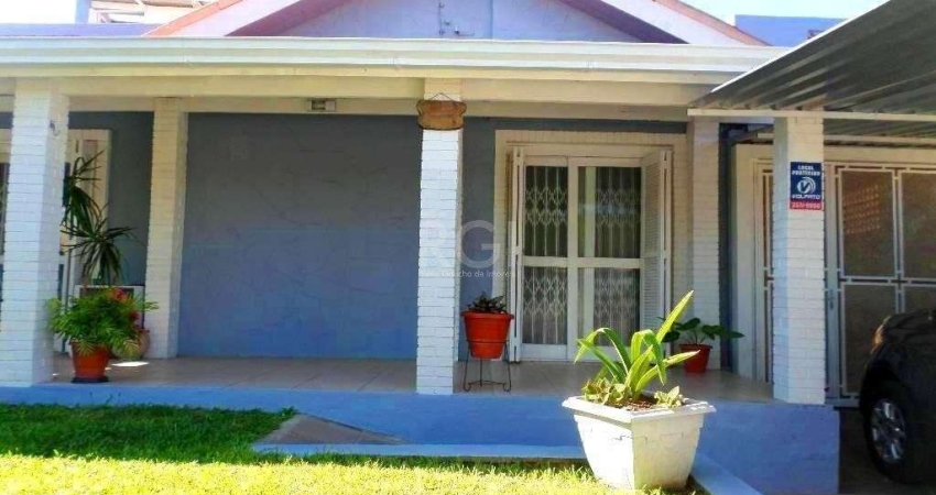 Casa para Venda - 289m², 4 dormitórios, sendo 1 suites, 4 vagas - Cavalhada