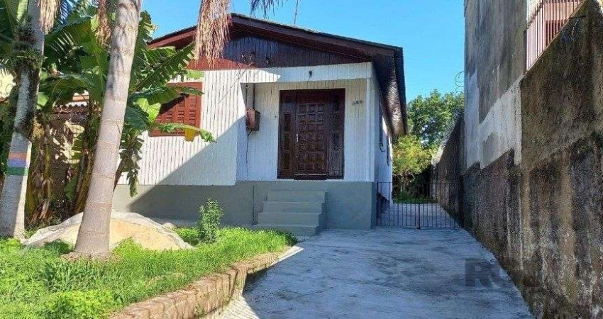 Casa com 2 quartos à venda na Rua Paul Harris, 289, Jardim Itu Sabará, Porto Alegre