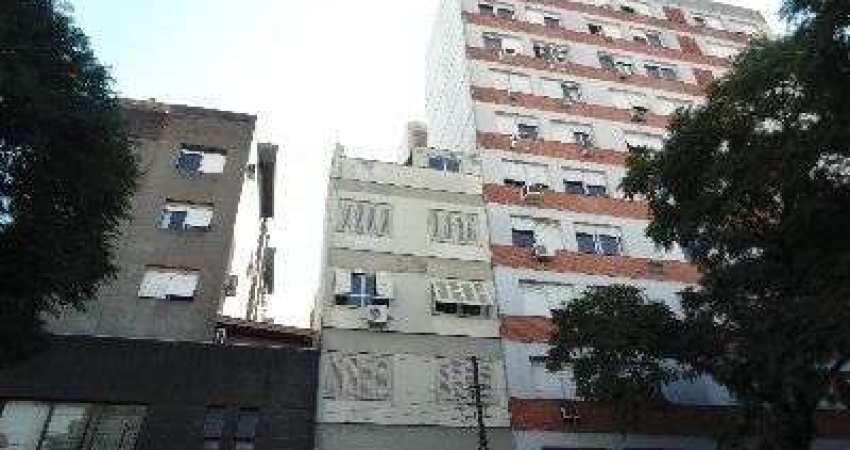 Apartamento de 1 dormitório, REFORMADO - Cód. RP342815