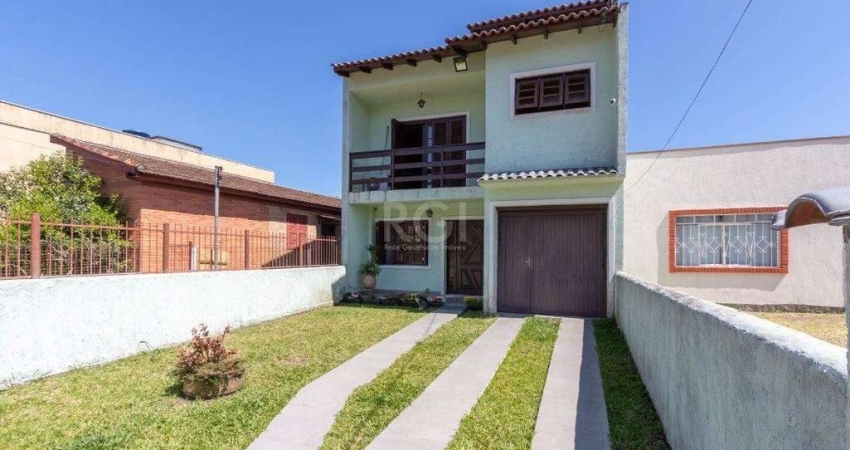 Sobrado para Venda - 356.93m², 4 dormitórios, sendo 2 suites, 4 vagas - Tristeza