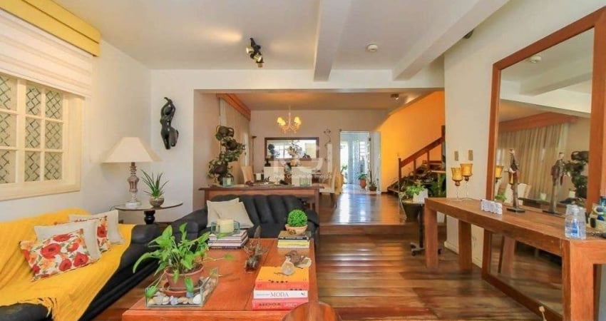 casa Living para 3 ambientes com lavabo, cozinha com pia e armários planejados