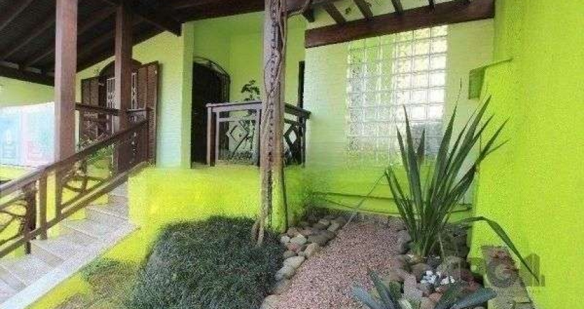 casa sobrado no Jardim Sabará de 3 dormitórios e 4 vagas