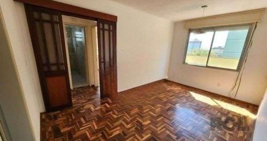 Apartamento no Passo D'areia de 2 dormitórios e vaga desocupado