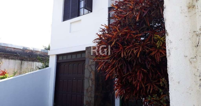 Casa para Venda - 200m², 3 dormitórios, sendo 1 suites, 1 vaga - Santana