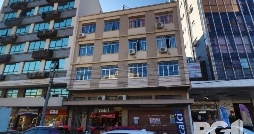 Vende apto de 02 dormitórios, sala, banheiro, cozinha e área de serviço