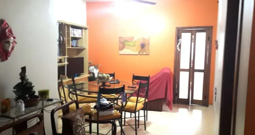 Casa sobrado no bairro auxiliadora de 3 dormitórios e 3 vagas