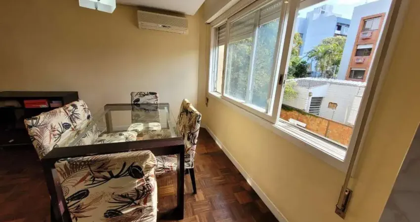 Apartamento com 3 quartos à venda na Rua General Souza Doca, 146, Petrópolis, Porto Alegre