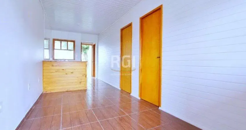 Casa com 2 quartos à venda na Praça Frederico Westphalen, 75, Cavalhada, Porto Alegre