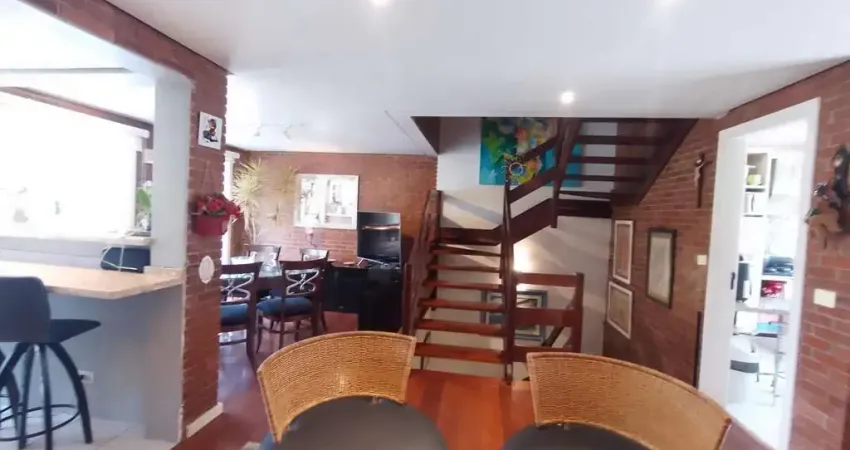 Casa 3 dormitórios em condomínio de luxo próximo ao shopping iguatemi